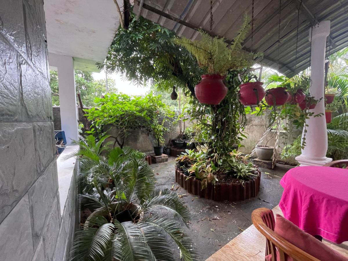Rock Cascade Tourist Home & Cookery School Polonnaruwa Luaran gambar