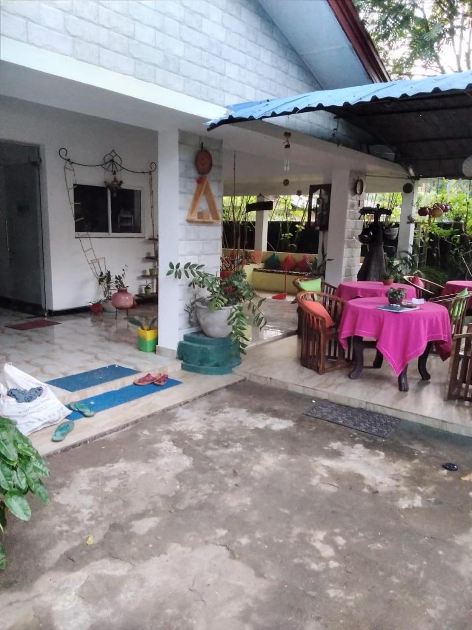Rock Cascade Tourist Home & Cookery School Polonnaruwa Luaran gambar